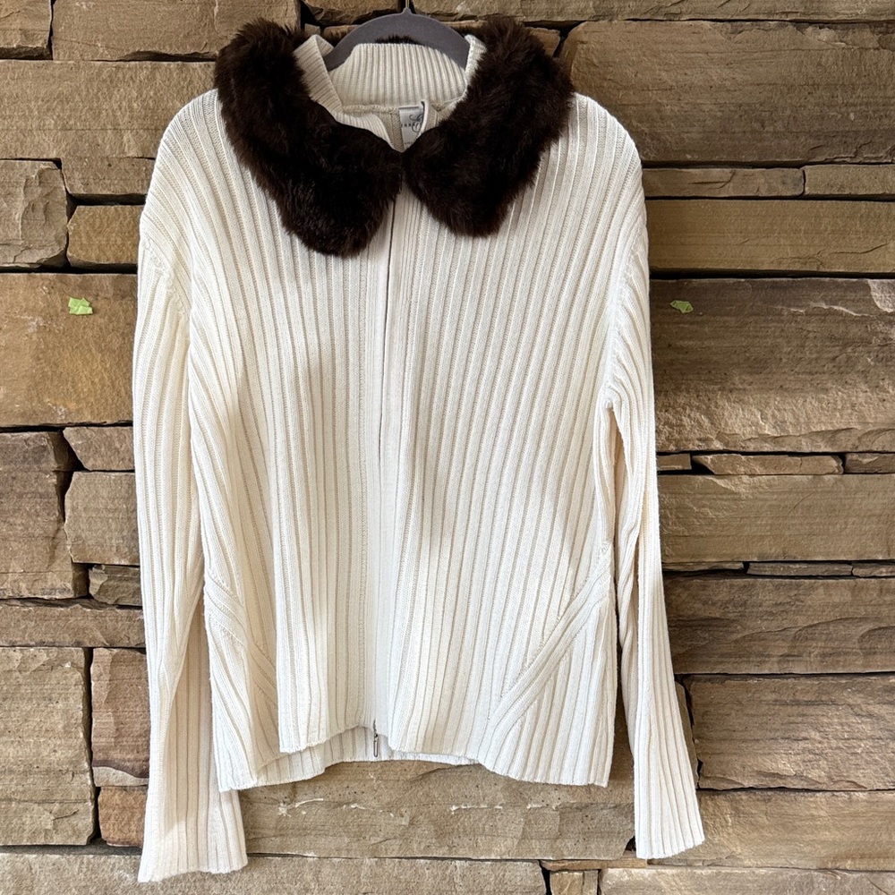 Cream Zip Up Cardigan with Removable Brown Faux Fur Collar, Old Style Movie Glam